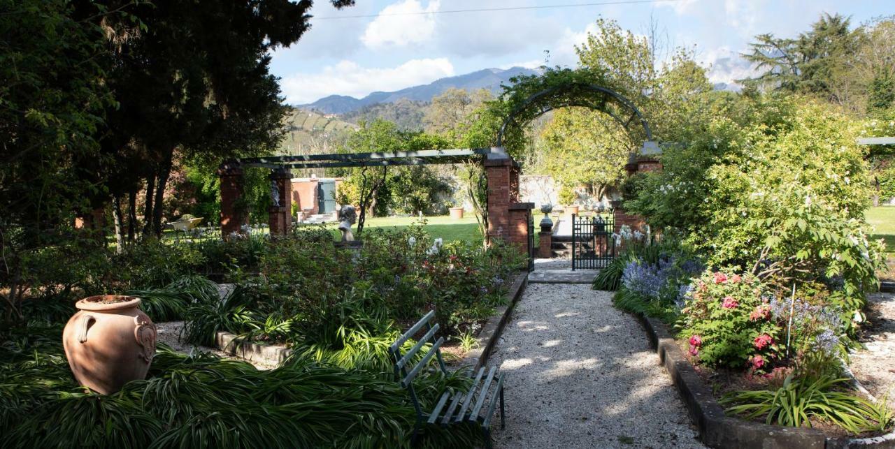 Villa Belverde Boutique Hotel Carrara Exteriör bild